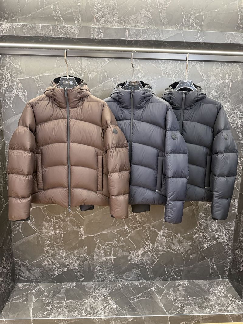 몽클레르 로고 패치 후드 다운 재킷 - 오니츠카타이거 패딩 레플리카 사이트 참고 이미지